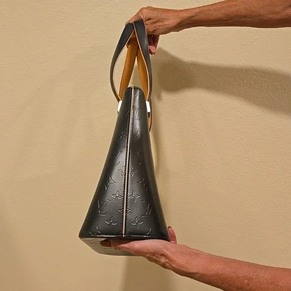 LOUIS VUITTON EMPREINTE Montaigne Noir Tote & Wallet - Picture 5 of 17